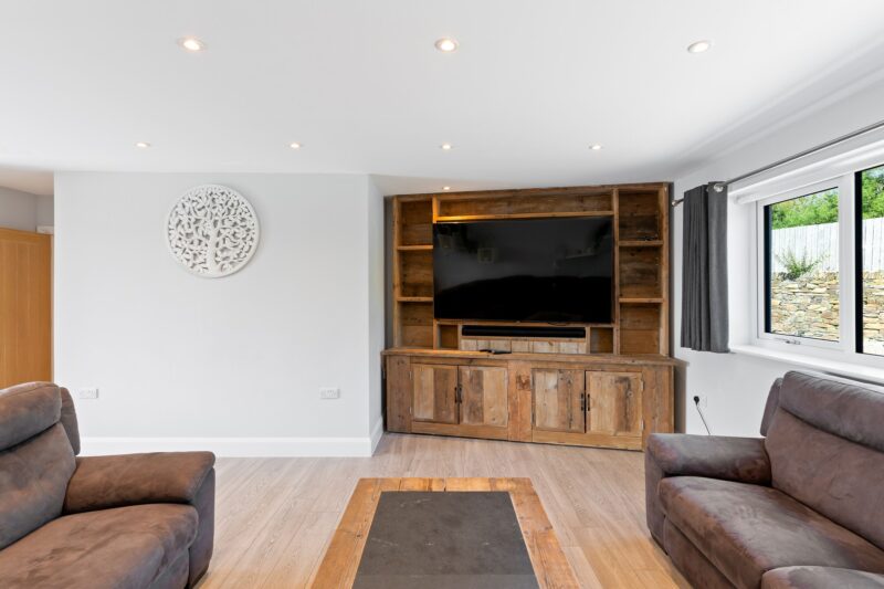 Airbnb photography in Camelford near Tintagel 8 large tv in a camelford airbnb