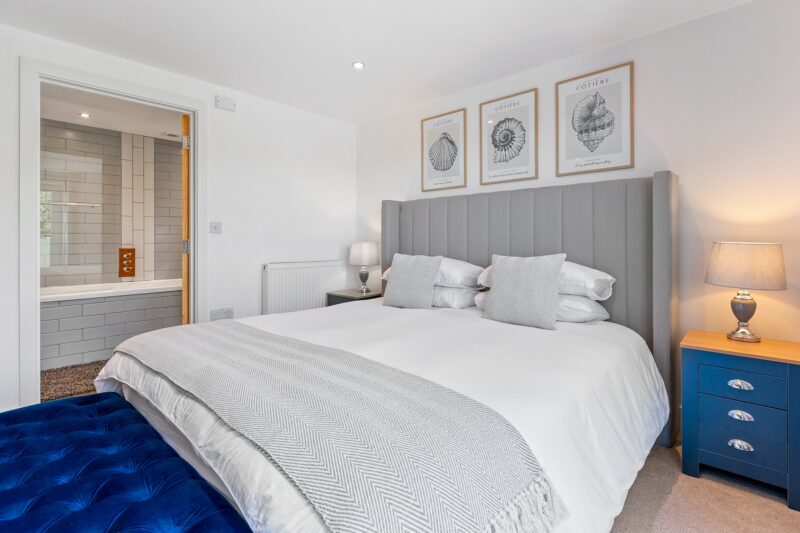 Airbnb Photography in Wadebridge: How Stunning Photos Boost Your Bookings 13 Well-styled bedroom in a Cornish holiday rental